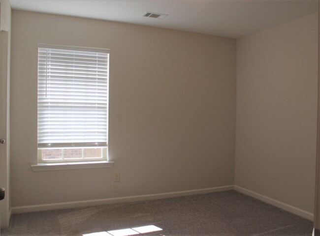 Building Photo - Home for rent in Prattville