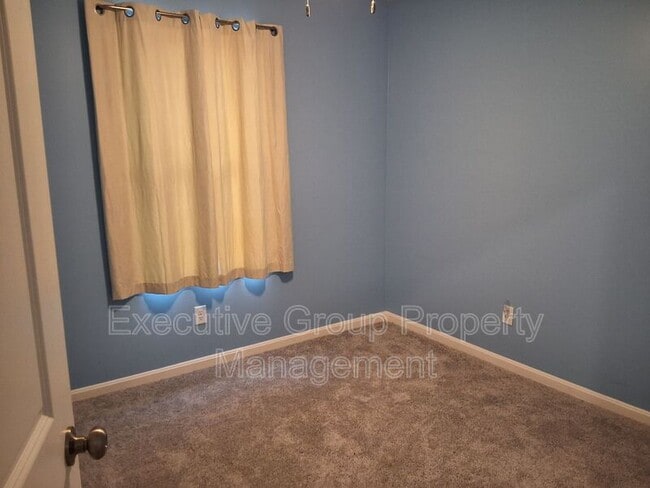 Building Photo - 101 Kestrel Ct