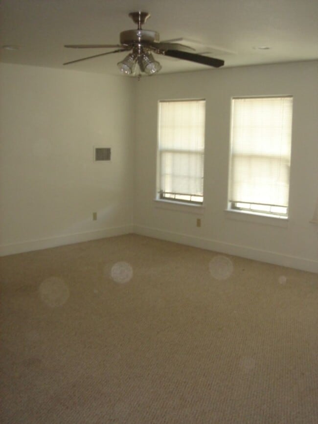 Building Photo - 5101 Martin Ave