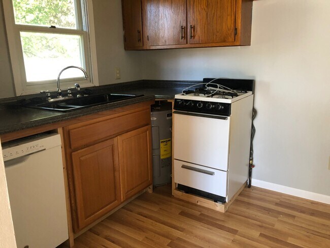 Building Photo - 1223/1225 10th Street