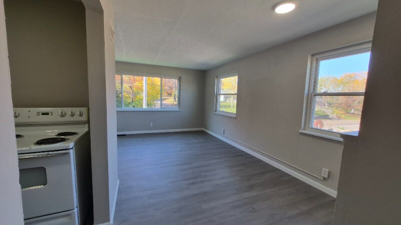 Building Photo - 4286 Catalpa Dr.