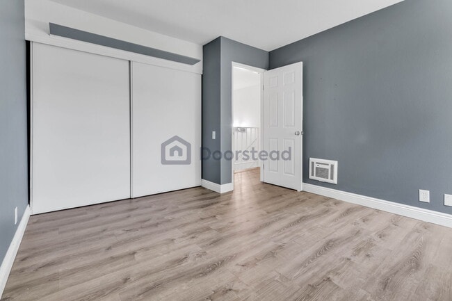 Building Photo - 8075 Caminito de Pizza