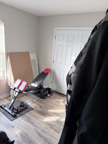 Building Photo - 102 Brandywine Dr NE