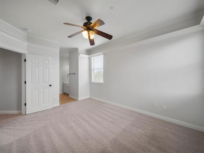 Building Photo - 5430 Tyler Park Ln