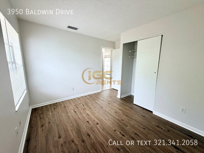 Building Photo - 3950 Baldwin Dr
