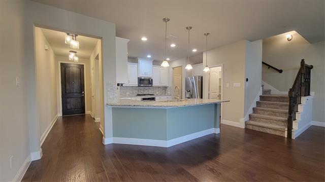 Building Photo - 709 Lowveld Dr