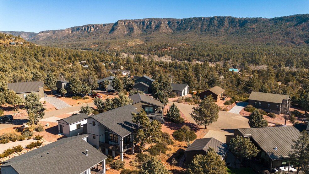 Building Photo - 1165 E Elk Rim Ct