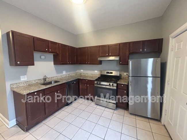 Primary Photo - 6606 S Evans Ave
