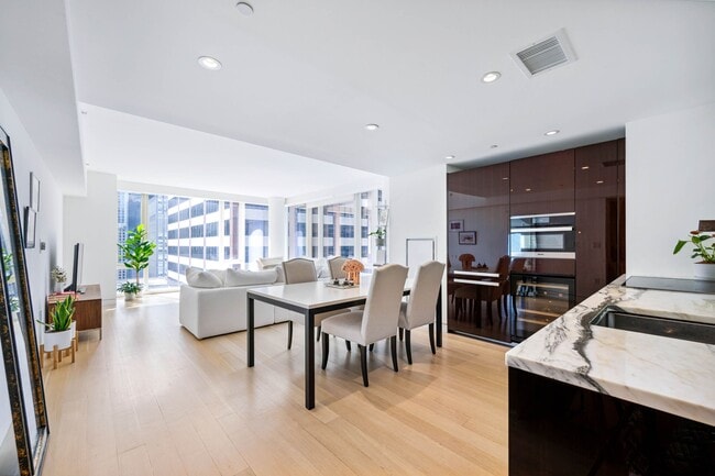 Building Photo - 135 W 52nd St