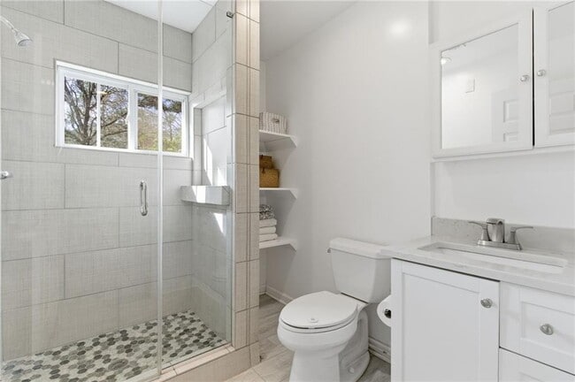 Building Photo - 3112 Dove Way