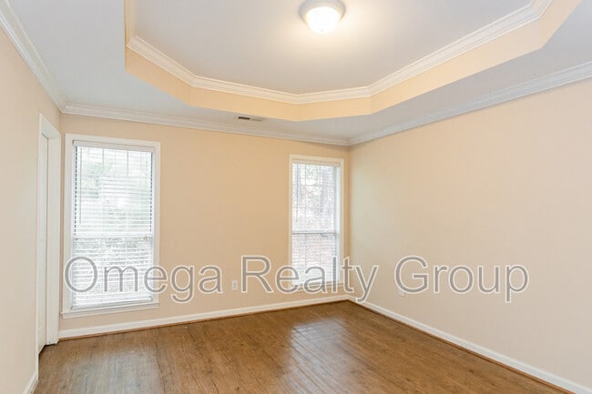 Building Photo - 177 Springdale Dr