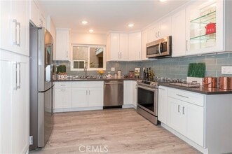 Building Photo - 2404 Via Mariposa W