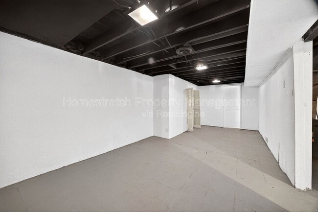 Building Photo - 368 Cameron Rd