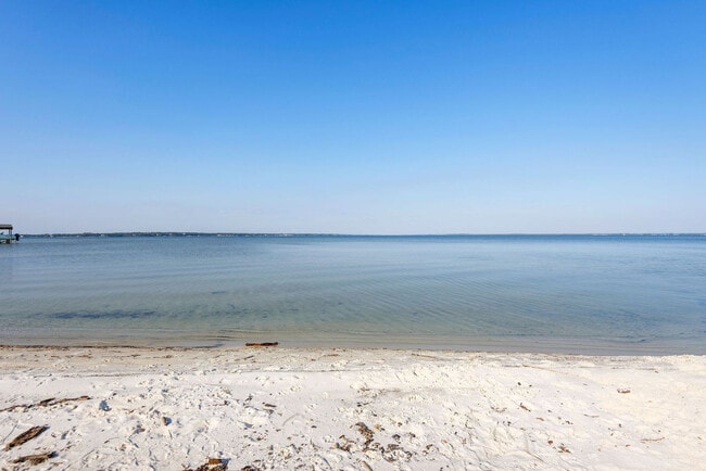 Building Photo - 15946 Innerarity Point Rd