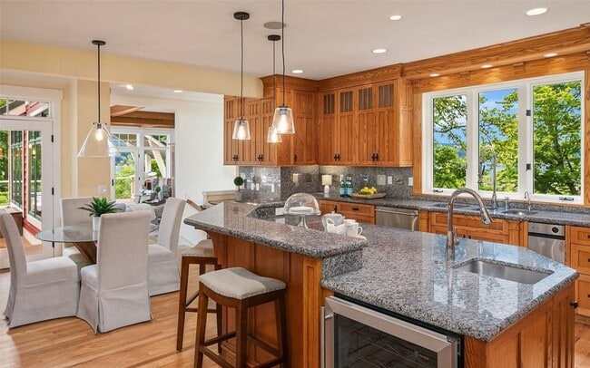 Building Photo - 4155 212th Way SE