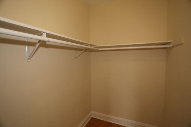 Building Photo - 4617 N Paulina St