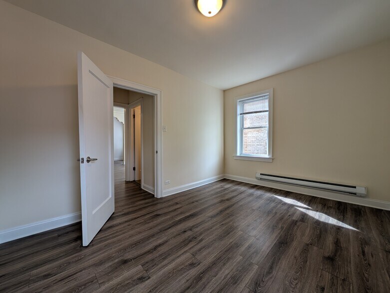 Building Photo - 2930 W Palmer St