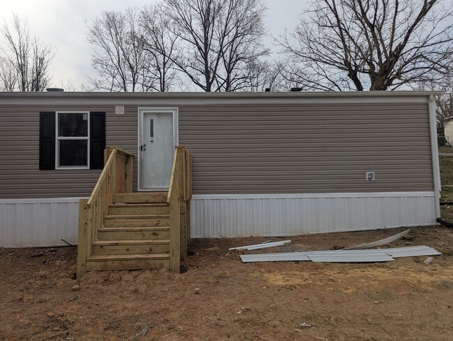 Building Photo - Brand new 3 bed/2 bath home