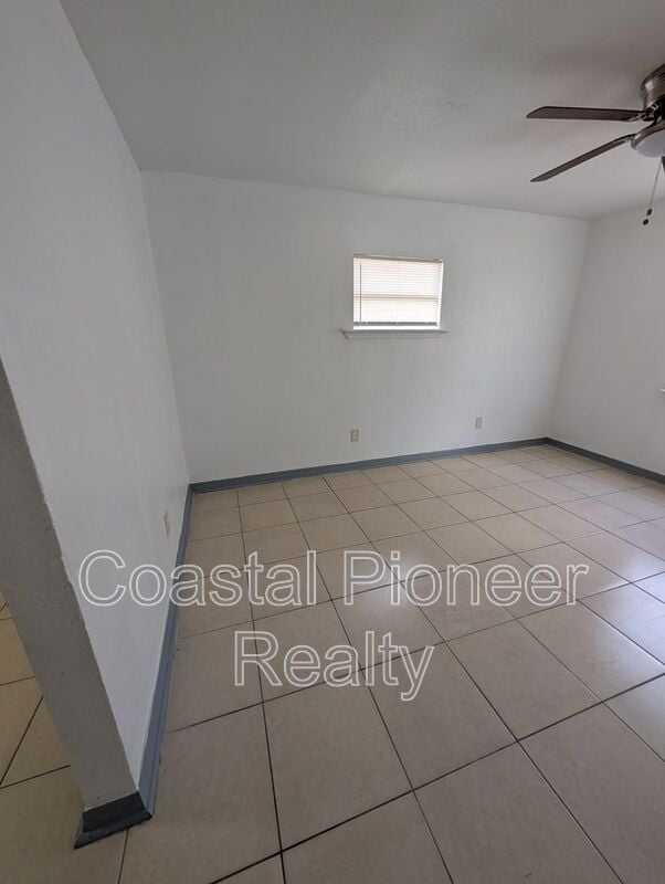 Building Photo - 3721 N Whittier St