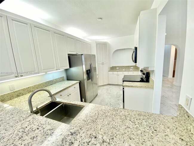 Building Photo - 10770 NW 66th St