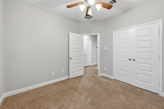 Building Photo - 24230 Prairie Glen Ln