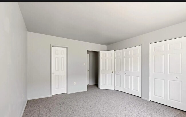 Building Photo - 12 S Indian Valley Ct