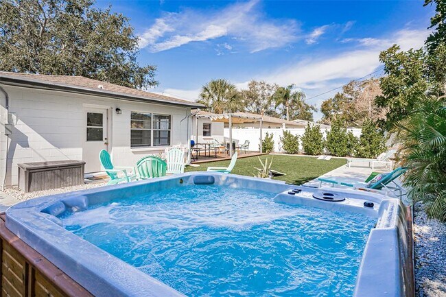 Building Photo - 4939 100th Way N