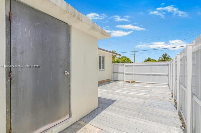 Building Photo - 16330 NW 45th Ave