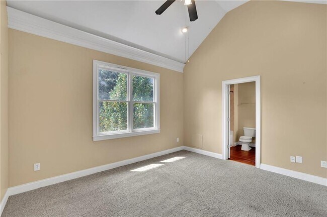 Building Photo - 1079 Marietta Blvd NW