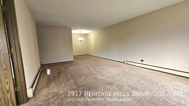 Building Photo - 3917 Heritage Hills Dr