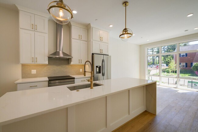 Building Photo - Modern Sophistication in NW/Friendship Heights - BRAND NEW 2BR/2BA w/ Private Parking