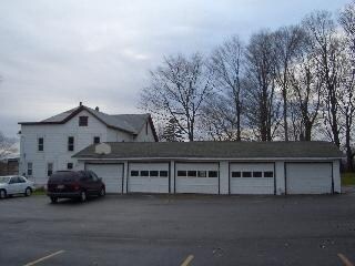 Building Photo - 215 Church St