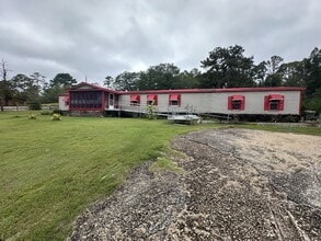 Building Photo - 5 Arrowhead Rd