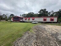 Building Photo - 5 Arrowhead Rd