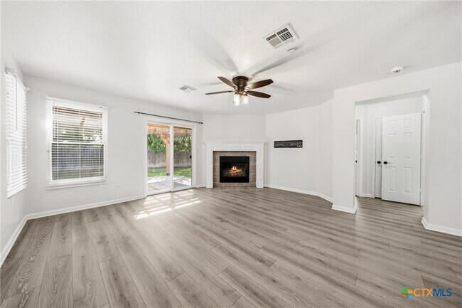 Building Photo - 5304 Oster Dr