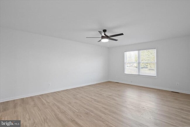 Building Photo - 116 Windsor Knit Rd