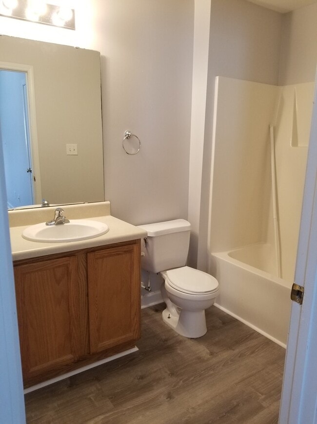 Building Photo - Cute Apartment for rent