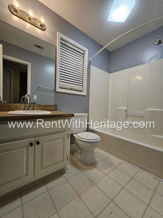 Building Photo - 6849 Quail Pl