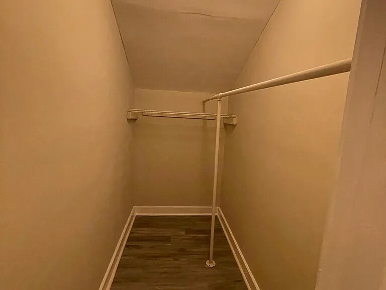 Building Photo - 3587 Midway Rd