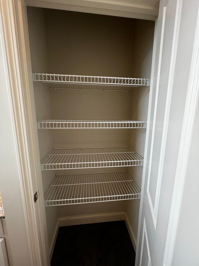 Building Photo - 228 Bayberry Cir