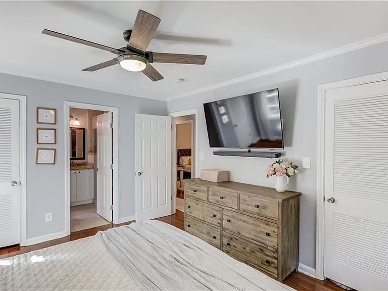 Building Photo - 649 Winder Hwy