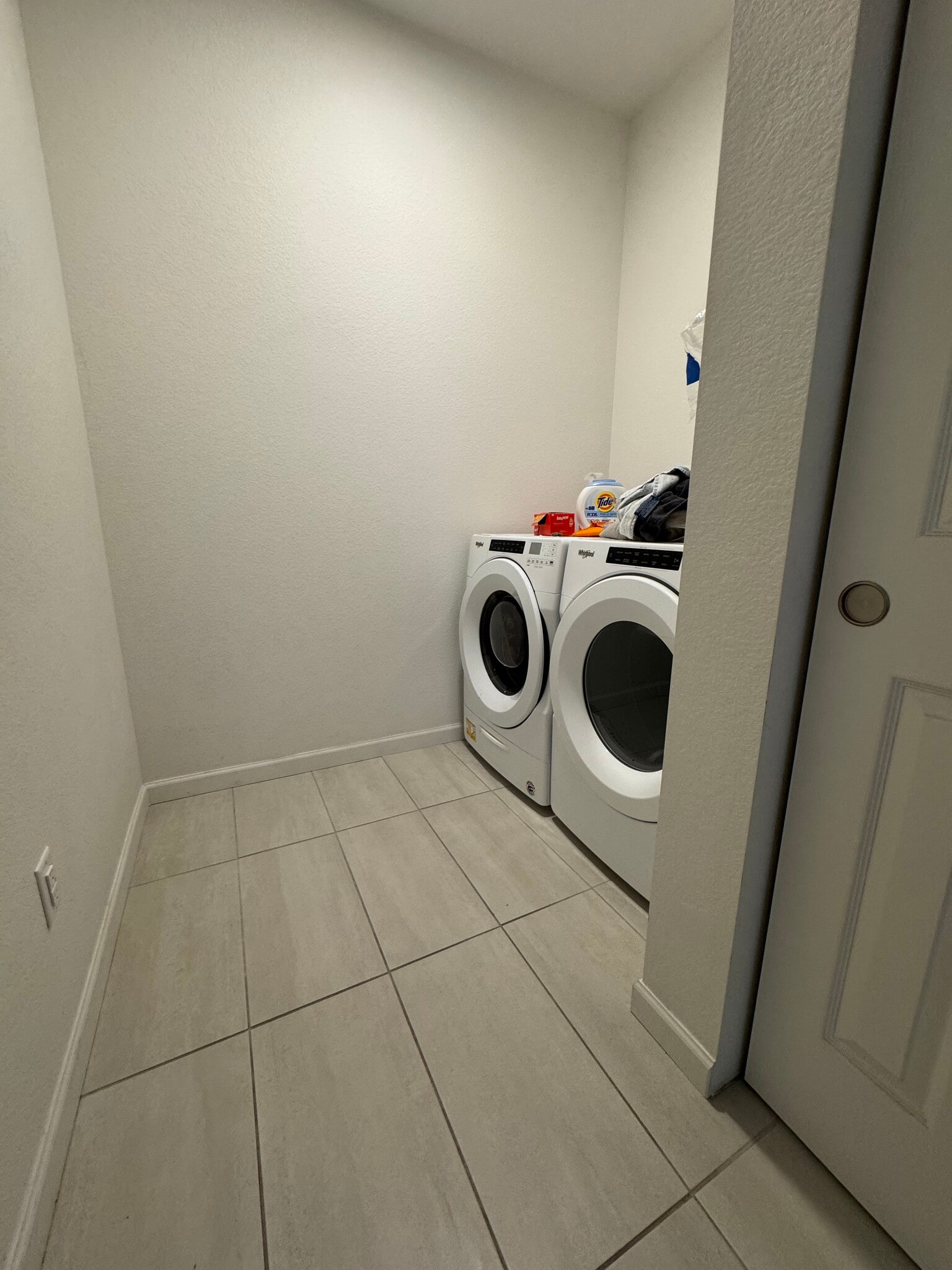 Laundry Room - 15700 E Jamison Dr
