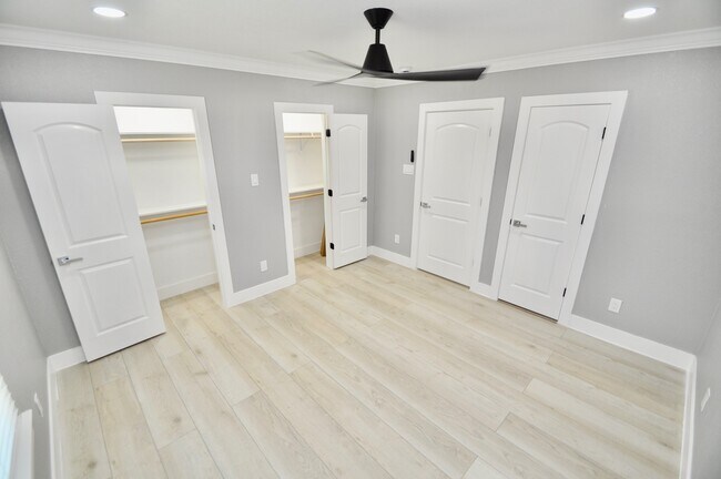 Building Photo - 7238 Evans St