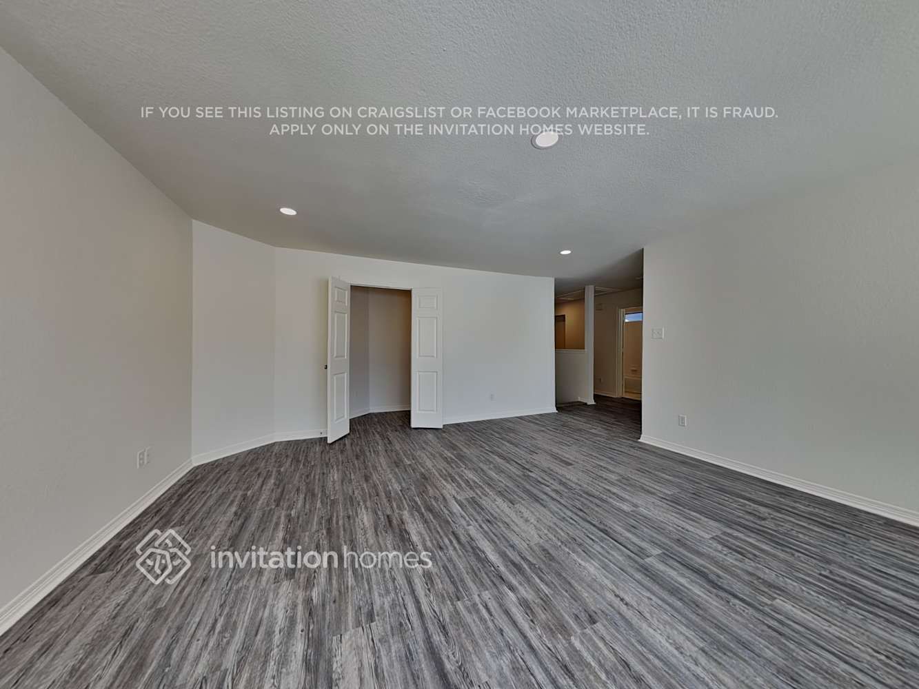 Building Photo - 15231 Henderson Point Dr