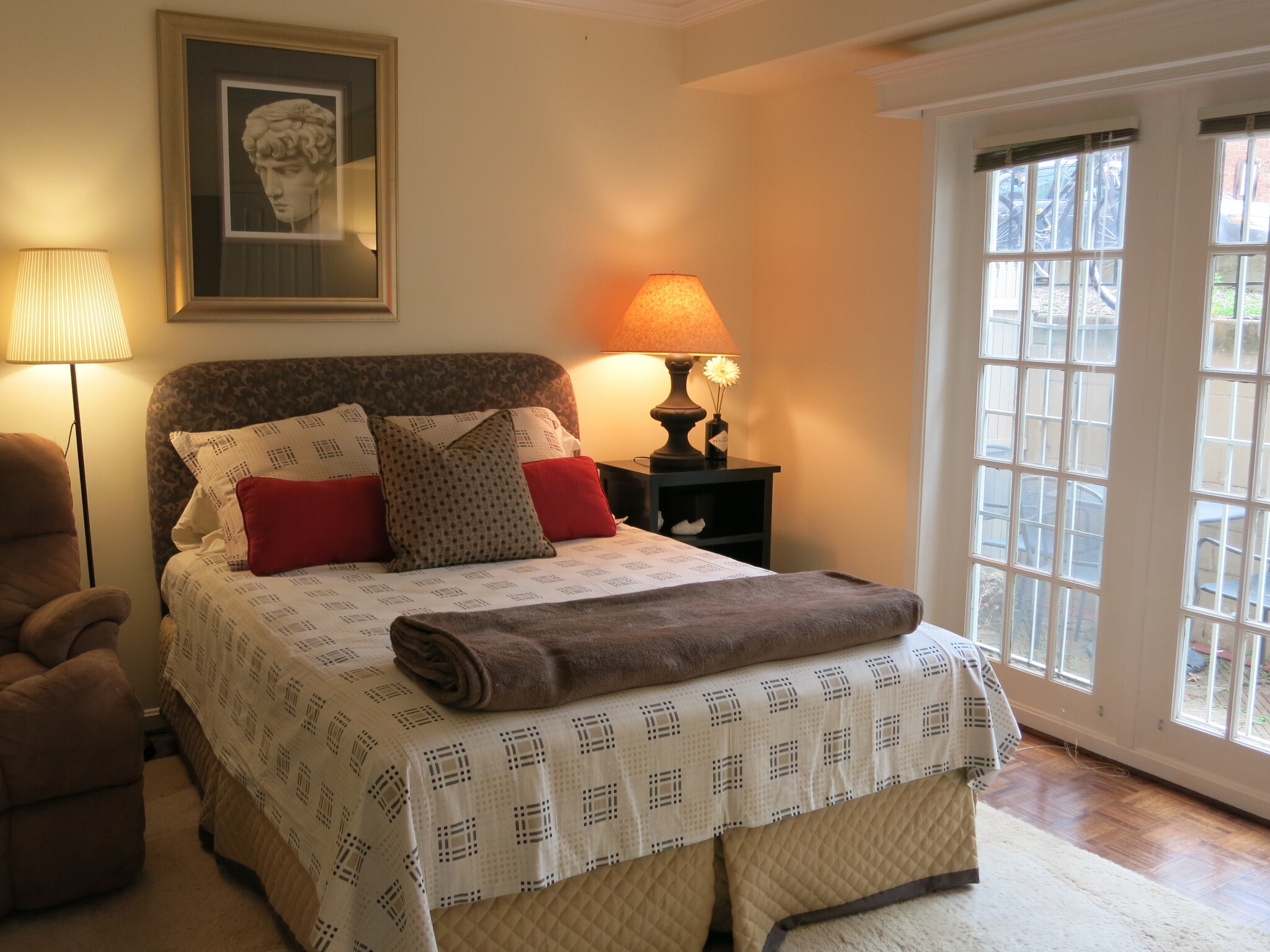 Building Photo - 1755 Q St NW