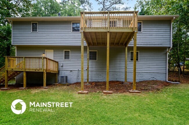 Building Photo - 2653 Marcia Dr SW