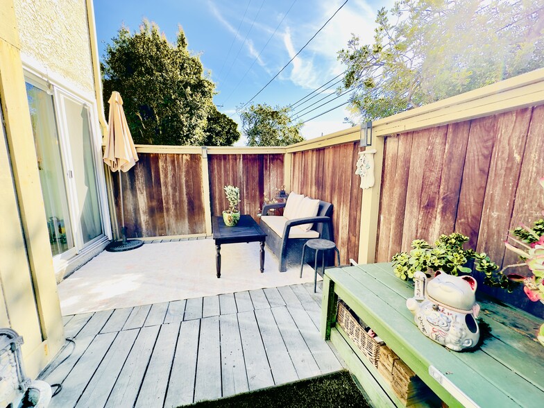 Downstairs Patio1.1 - 1307 Aviation Blvd