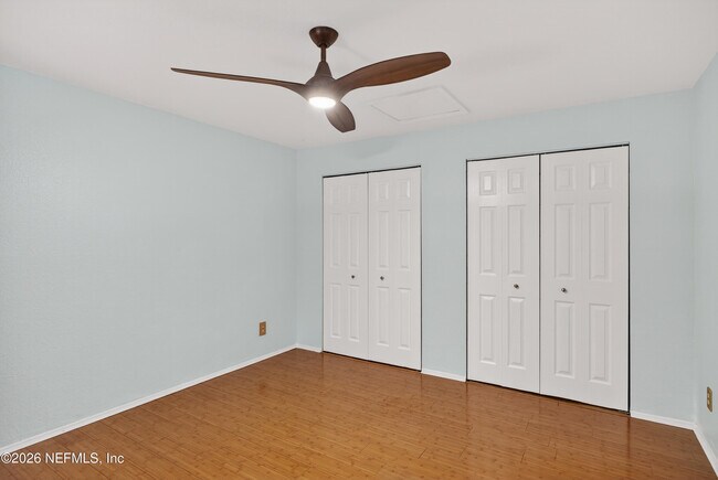 Building Photo - 11 Arbor Club Dr