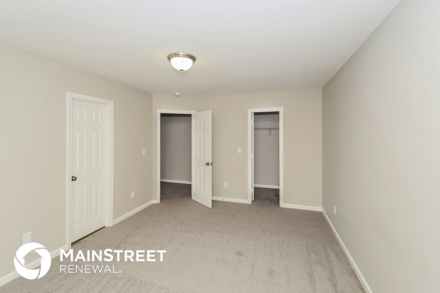 Building Photo - 1232 Riverford Dr