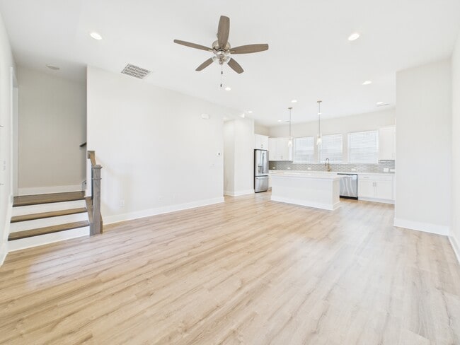 Building Photo - 308 Ferebee Pl
